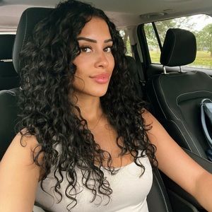 Meet your Posher, Priscilla